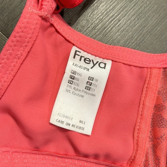 Freya Underwire Unlined Lace Bra - Picture 10 of 10